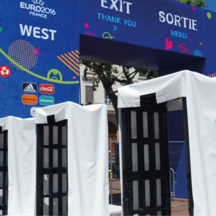Portique de sécurité en extérieur Portique de sécurité en extérieur